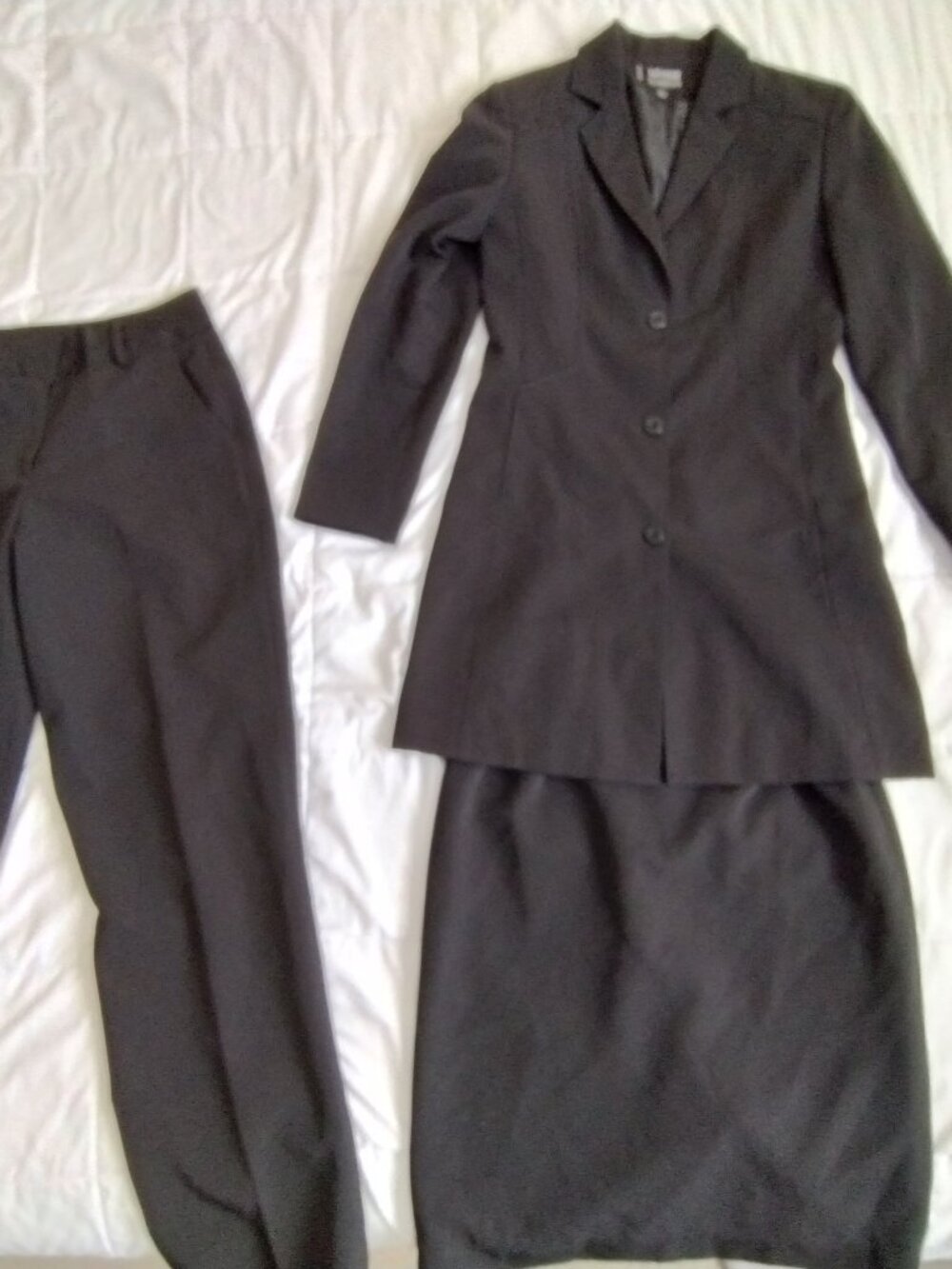Women's Size 4 LARRY LEAVINE CLASSICS 3pc Black Suit, Skirt, Pants
